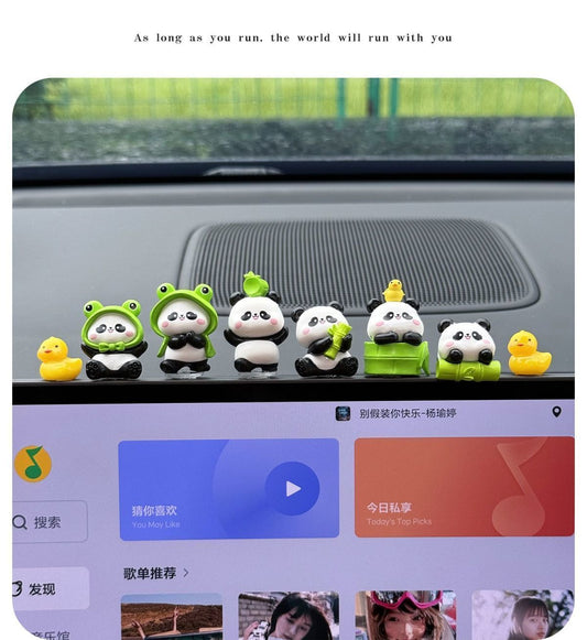Bonito juego de decoración de tablero de coche con familia de pandas
